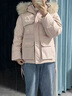 雪中飛（SNOWFLYING）白色工裝派克短款羽絨服2025冬季新款加厚大毛領(lǐng)白鴨絨外套女 粉紅色 【配貉子大毛領(lǐng)】 L 135-150斤 曬單實(shí)拍圖