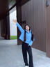 波司登25年輕薄羽絨服女90絨寬松短款顯瘦短款保暖外套B250135326 曬單實(shí)拍圖