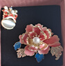 默研（MOYAN）國風(fēng)牡丹花胸針女精致珍珠旗袍漢服胸花外套大衣別針配飾 牡丹花胸針?lè )凵? B01-203 曬單實(shí)拍圖