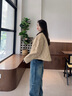 波司登輕薄羽絨服女短款90絨翻領(lǐng)菱格巴恩風(fēng)保暖外套B250135332 曬單實拍圖