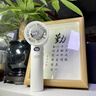 卡馳慕寧德國精工小風(fēng)扇手持小型便攜式風(fēng)扇靜音超長(cháng)續航隨身迷你充電usb風(fēng)扇宿舍桌面小風(fēng)扇吹輔食學(xué)生 直吹冷風(fēng)【丁香紫】三檔數顯調節/可冰敷半導體速冷 6000mAh 曬單實(shí)拍圖