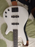 Ibanez依班娜電貝斯GSR320-PW 白色 被動(dòng)拾音 初學(xué)者入門(mén)男女生四弦貝司 曬單實(shí)拍圖