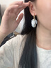 Qlady花瓣獨(dú)特漂亮藍(lán)色耳飾女耳釘夏天耳環(huán)2025新款高級(jí)感輕奢耳墜禮物 藍(lán)色 曬單實(shí)拍圖