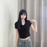 山朵棉白色螺紋短款v領(lǐng)t恤女夏季2025新款修身顯瘦百搭減齡露臍緊身上衣 黑色 S 曬單實(shí)拍圖