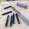 英雄牌鋼筆墨囊速干小學(xué)生專(zhuān)用可替換通用3.4mm三年級兒正姿練字純藍藍黑色不可擦墨囊官方正品 【藍色速干】30支桶裝3.4mm口徑墨囊 曬單實(shí)拍圖