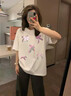 妙奕嘉短袖潮流t恤女新款2025年夏季顯瘦遮肚子衣服印花寬松設(shè)計(jì)感小眾 蝴蝶結(jié)印花圓領(lǐng)T恤 【白色】 L 【建議100-115斤】 曬單實(shí)拍圖