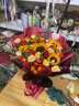 艾斯維娜鮮花速遞向日葵混搭花束生日禮物全國同城配送 33朵玫瑰+5朵向日葵混搭花束 曬單實拍圖