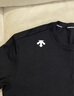 DESCENTE迪桑特TRAINING系列綜訓男士TOUGH面料短袖針織衫T恤 BW-WHITE LOGO 3XL (190/108A) 曬單實拍圖