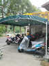 加厚戶外油布伸縮雨棚四腳傘停車(chē)遮陽(yáng)棚酒席帳篷店鋪擺攤專(zhuān)用防水 加粗棚架+加厚油布 4米寬5米長(zhǎng)【4腳】 曬單實(shí)拍圖