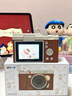 蠟筆小新（CRAYON SHINCHAN）X500翻轉(zhuǎn)屏數(shù)碼相機(jī)ccd復(fù)古照相機(jī)學(xué)生黨自拍立得高清校園旅游vlog入門級 生日禮物男女生送女朋友 棕色32G【自拍翻轉(zhuǎn)屏+6800W像素+補(bǔ)光燈】 曬單實(shí)拍圖