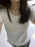 哥瑞美夏季新款正肩修身顯瘦T恤女休閑百搭灰色短袖U領(lǐng)上衣2025新款女裝 奶白灰【U領(lǐng)】 L 【建議104-114斤】 曬單實(shí)拍圖