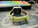 炫戴（XUANDAI）綠蘋(píng)果丨適用蘋(píng)果手表s10表帶真皮iwatch S9腕帶創(chuàng)意女士蘋(píng)果手表s8/s7保護(hù)套智能運(yùn)動(dòng)替換帶配件 牛油果拼米白-青蘋(píng)果【復(fù)古白硅膠殼套裝】 38mm適用iwatch1/ 曬單實(shí)拍圖