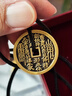 中國黃金（CHINA GOLD）足金黑金八卦山鬼花錢實心黃金吊墜送女友老婆生日七夕情人節(jié)禮物 黑金乾坤八卦幣吊墜 凈金重約5.8g 曬單實拍圖