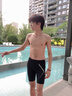 拓勝（TOSWIM）2025新款平角褲速干男款運動(dòng)游泳褲夏季防尷尬專(zhuān)業(yè)級五分褲 黑銀光帶 XL 曬單實(shí)拍圖
