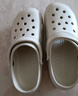 名創(chuàng)優(yōu)品（MINISO）洞洞鞋女男夏季外穿沙灘涼鞋防滑厚底踩屎感包頭涼拖鞋骨白38-39 曬單實(shí)拍圖