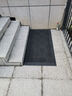 奢帝室外地墊進(jìn)門(mén)墊酒店大門(mén)口入戶(hù)外拼接防滑腳墊臺階塑料防水防曬 三刷灰色（升級加密） 75*150CM（四周含邊+送安裝錘） 曬單實(shí)拍圖