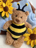 JELLYCAT專柜正品jellycat巴塞羅熊玩偶浴袍熊草莓熊南瓜熊毛絨玩具代購 蜜蜂熊-26cm（贈送防塵袋） 曬單實拍圖