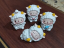 卡通小羊擺件迷你車內(nèi)飾品電腦屏幕辦公桌裝情緒治愈系白羊座禮物 美洋洋 曬單實拍圖