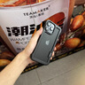 閃曼巴 夏季撞色無邊框適用iPhone手機殼無背板蘋果無框散熱透氣外殼背板鏤空防摔半包軟硅膠保護套 鏤空散熱【靜謐黑】透氣無邊框 iPhone 15 Pro Max 曬單實拍圖