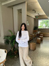 Calvin KleinJeans25秋季新款女士休閑通勤ck純棉刺繡純色打底長袖T恤47D269G YAA-月光白 S 曬單實拍圖