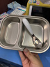 不銹鋼兒童餐盤分格餐盤幼兒園家用寶寶不銹鋼餐盤防摔多格飯盒 雙格餐盤一個+勺子 曬單實拍圖