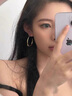 伊燦劉亦菲黃亦玫同款耳環(huán)女輕奢顯臉小眾耳圈2025年新款爆款氣質(zhì)耳飾 金色大圈圈耳環(huán) 曬單實(shí)拍圖