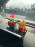 太陽(yáng)能招財貓汽車(chē)擺件車(chē)內香水裝飾用品搖擺太陽(yáng)花車(chē)載香薰禮品 【單獨】招財貓1個(gè)+雙面膠1個(gè) 曬單實(shí)拍圖