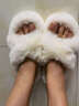 COSMICKISS毛毛拖鞋女外穿2025秋冬新款韓版厚底白色小個(gè)子辦公居家棉拖鞋子 平跟【交叉】白色【偏小一碼】 40-41 曬單實(shí)拍圖