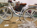 飛鴿（FLYING PIGEON）自行車成人通勤車自行車學(xué)生單車成人自行車通勤自行車女士自行車 豪華珍珠白|6速|(zhì)一體輪+禮包 26寸適合160-185cm 曬單實(shí)拍圖