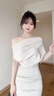 GARNUO法式斜肩連衣裙子女夏季2025新款露肩收腰禮服裙一字肩包臀裙長裙 灰杏色 S 【80-100斤】 曬單實拍圖