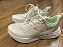 特步（XTEP）氫風(fēng)8跑步鞋女新款循環(huán)透氣輕盈耐磨運(yùn)動(dòng)跑鞋女通勤戶外鞋慢跑鞋 經(jīng)典白/淡果綠-清逸果綠-女 37 曬單實(shí)拍圖