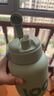 316不銹鋼大肚保溫杯時(shí)尚簡(jiǎn)約運動(dòng)水壺大容量彈蓋吸管水杯帶背帶 灰豆綠900ml 曬單實(shí)拍圖