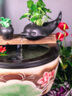 萬(wàn)益宏景德鎮陶瓷魚(yú)缸大缸流水噴泉金魚(yú)缸加濕造景荷花缸擺件烏龜睡蓮缸 黑釉荷花+黃色陶罐流水器 40x40x25cm 曬單實(shí)拍圖