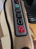 康佳（KONKA）頸椎按摩器肩頸腰背枕頭按摩儀全自動揉捏全身腰部脖子熱敷按摩墊生日禮物實用送女生男生媽媽老人 旗艦黃+正反揉捏+紅光熱敷+3檔力度調(diào)節(jié)+車家倆用 送爸爸媽媽老人長輩生日禮物高端 曬單實拍圖