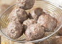 海霸王潮汕牛肉丸200g*5袋2斤肉含量≥90%火鍋食材關(guān)東煮丸子燒烤麻辣燙 曬單實(shí)拍圖