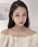 夢黛麗品牌耳飾女【山茶花設(shè)計】2025氣質(zhì)高級感小眾森系仿珍珠小花耳環(huán) 寫賀卡需聯(lián)系客服 曬單實拍圖