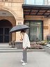愛(ài)上雨商務(wù)原木手柄大號(hào)長(zhǎng)雨傘定制logo高端抗風(fēng)直桿雙人廣告?zhèn)阌D案字 【商務(wù)必備】24骨閃耀黑-原木柄 曬單實(shí)拍圖