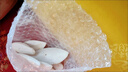 墨魚骨片打磨脫鹽鸚鵡鳥類寵物用品磨牙啃咬玩具中藥材海螵蛸 6-8厘米兩個(gè) 曬單實(shí)拍圖