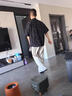 主意范（ZHUYIFAN）胖子超大碼休閑襯衫男士短袖夏季寬松大碼冰絲學(xué)生外套襯衣套裝 黑色 4XL (190) 180-205斤 曬單實(shí)拍圖