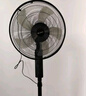 格力（GREE）電風(fēng)扇家用大風(fēng)量五葉立式落地扇 客廳宿舍定時(shí)轉(zhuǎn)頁扇搖頭循環(huán)對(duì)流換氣扇可升降機(jī)械電扇 FD-4012-WG 黑色 曬單實(shí)拍圖