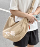 BLACKKISS跨國品牌女包斜挎包帆布包餃子包女旅行包休閑包戶外包男女通用包 卡其色大號（優(yōu)質(zhì)版本）容量超大 曬單實拍圖
