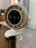 磐宙桌面小風(fēng)扇電風(fēng)扇宿舍辦公室夾子風(fēng)扇USB充電小型便攜式搖頭風(fēng)扇臺式壁掛空氣循環(huán)風(fēng)扇2025新款 【普通款】米白色+充插兩用 超長續(xù)航可搖頭大風(fēng)力多檔調(diào)節(jié)電風(fēng)扇戶外扇 曬單實(shí)拍圖