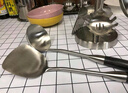 Kunzhan304不銹鋼廚具鍋鏟套裝鏟勺漏勺飯勺撈面勺配廚具架家用防燙炒菜 7件套 曬單實(shí)拍圖