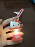 HelloKitty掛件小夜燈禮物三麗鷗掛件發(fā)光擺件書(shū)包鑰匙扣掛飾 【HelloKitty】 可發(fā)光 曬單實(shí)拍圖