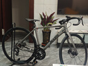 喜德盛（xds）公路自行車RT280超輕鋁合金車架禧瑪諾變速14速線拉油壓碟剎 太空灰/黑 700C*480（建議身高165-175cm） 曬單實拍圖