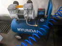 HYUNDAI空壓機空氣壓縮機氣泵小型220V家用木工專用打釘槍無油高壓打氣泵 1100W/30L無油低音【上氣時間85S】 曬單實拍圖