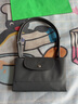 瓏驤女士灰色帆布銀色五金按扣拉鏈開(kāi)合大號托特包女包禮物輕奢包包 曬單實(shí)拍圖