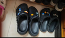 卡駱馳crocs檀健次同款波波洞洞鞋舒適百搭男戶外沙灘鞋包頭拖鞋女鞋|207937 黑色-001 尺碼偏大，選小一碼 46 /47(300mm) 曬單實拍圖