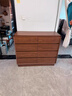 范美侖（family）新中式實(shí)木黑胡桃斗柜臥室靠墻床尾五斗柜抽屜柜收納儲物置物柜 實(shí)木黑胡桃五斗 長(cháng)80寬40高117.2CM 曬單實(shí)拍圖