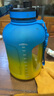 優(yōu)之優(yōu)之大肚水杯大容量噸桶男女士運動(dòng)水壺高顏值夏季健身tritan杯子 漸變蔚藍黃-直飲款1700ml 曬單實(shí)拍圖